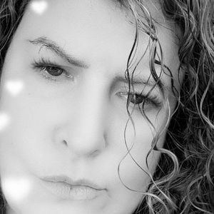 Meet your Posher, Traci